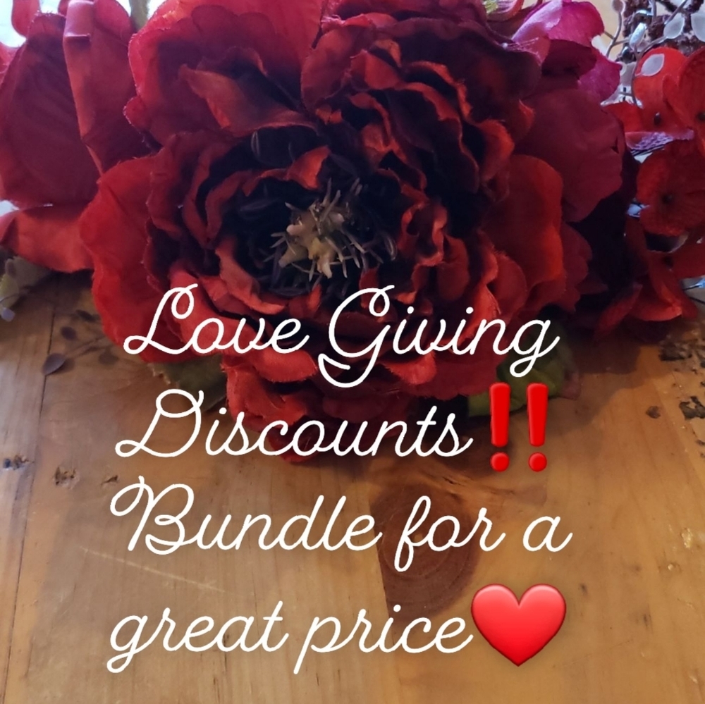 Tons of baby clothes!